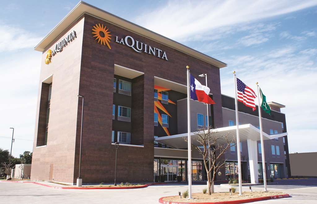 La Quinta By Wyndham Mcallen La Plaza Mall Extérieur photo